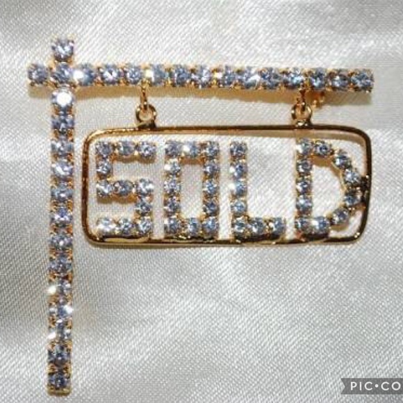 *SOLD*. Purple Coach Purse - Picture 2 of 9